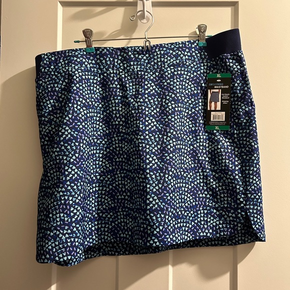 NWT!! Cypress Club Athletic Skort. Size XL - Picture 3 of 4